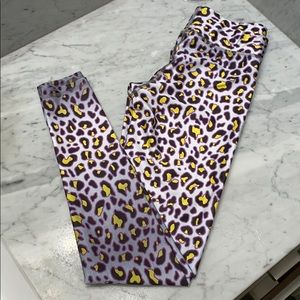 Terez Cheetah Print Leggings